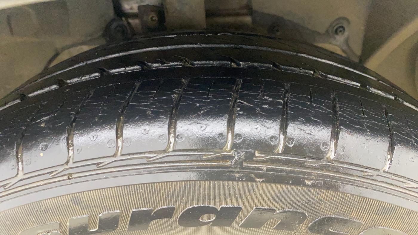 2018 Ford FREESTYLE TITANIUM 1.2 PETROL, Petrol, Manual, 18,286 km, Right Front Tyre Tread