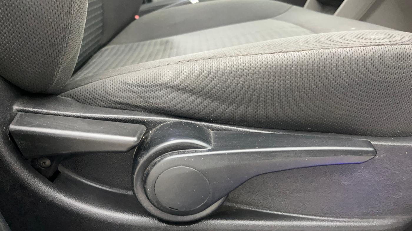 2019 Tata Tiago XZ PLUS PETROL, Petrol, Manual, 73,472 km, Driver Side Adjustment Panel