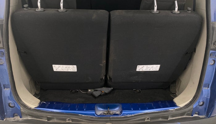 2021 Renault TRIBER RXZ, Petrol, Manual, 37,086 km, Boot Inside