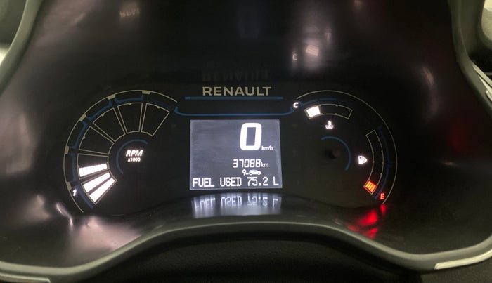 2021 Renault TRIBER RXZ, Petrol, Manual, 37,086 km, Odometer Image