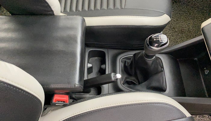 2023 Renault TRIBER RXZ, Petrol, Manual, 24,613 km, Gear Lever