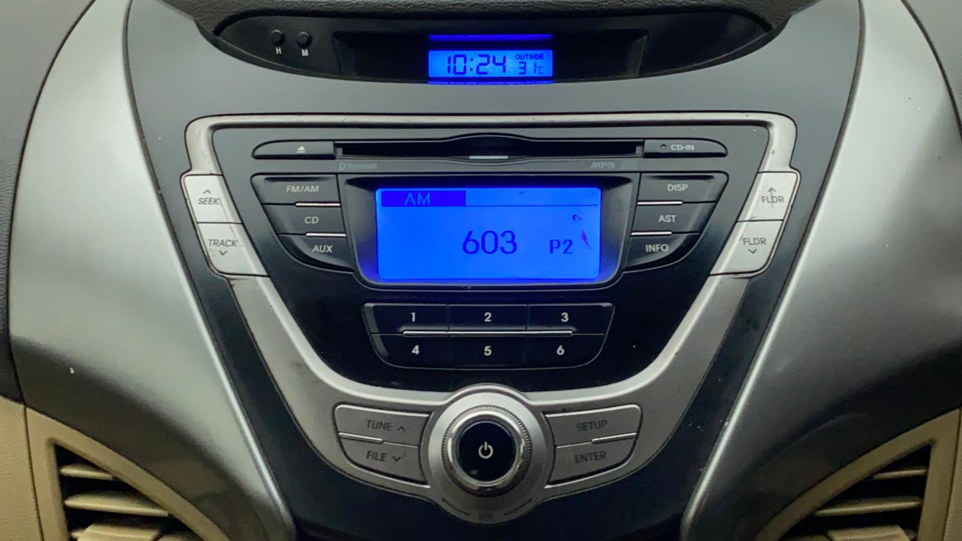 2014 Hyundai New Elantra 1.6 SX MT DIESEL, Diesel, Manual, 1,10,933 km, Infotainment System