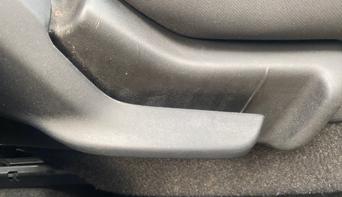 2018 Maruti IGNIS ZETA 1.2 AMT, Petrol, Automatic, 61,771 km, Driver Side Adjustment Panel