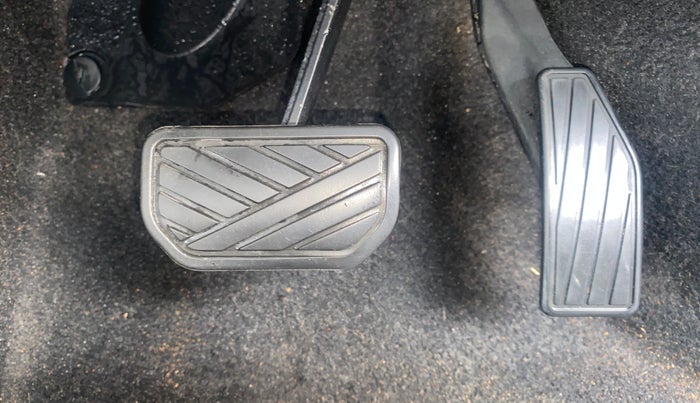 2018 Maruti IGNIS ZETA 1.2 AMT, Petrol, Automatic, 61,771 km, Pedals