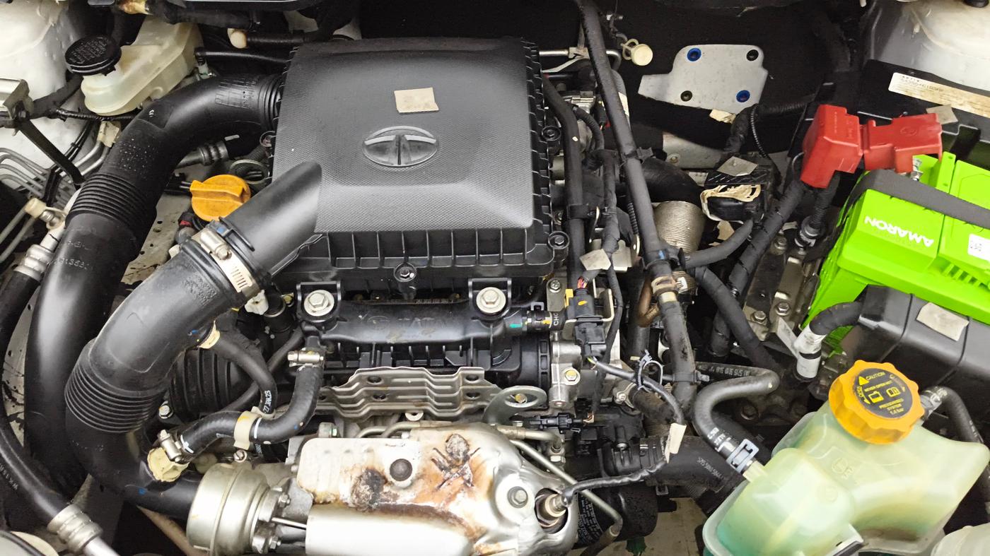 2023 Tata NEXON XM PETROL, Petrol, Manual, 13,801 km, Engine View