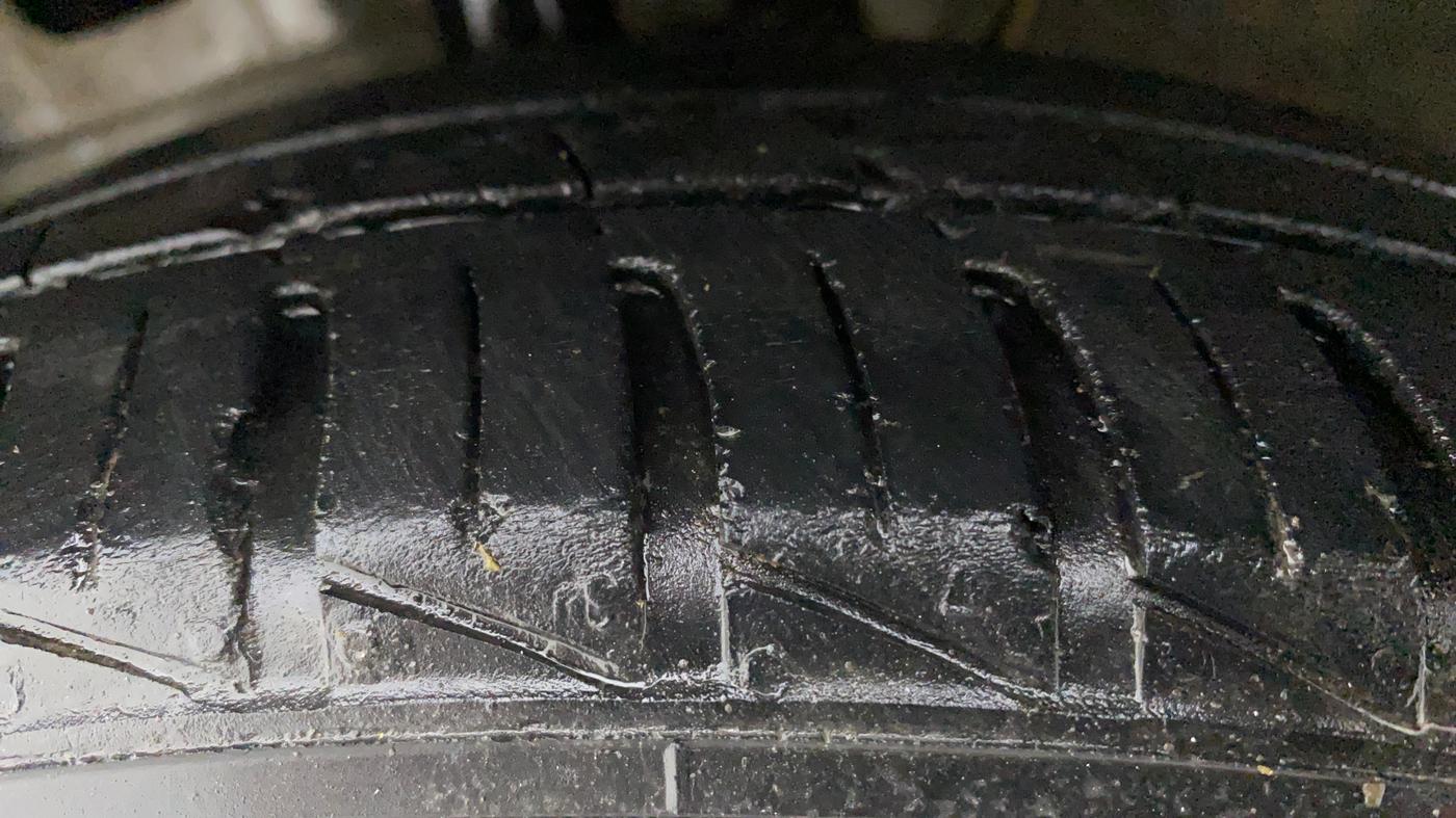 2021 Hyundai NEW SANTRO SPORTZ EXECUTIVE MT CNG, CNG, Manual, 49,337 km, Left Front Tyre Tread