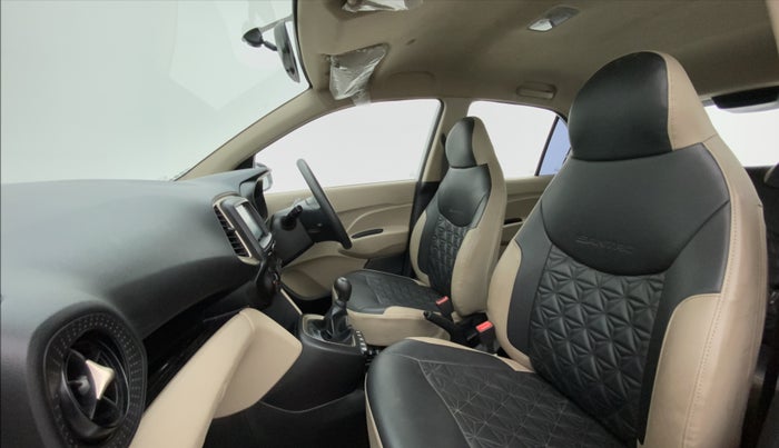 2021 Hyundai NEW SANTRO SPORTZ EXECUTIVE MT CNG, CNG, Manual, 49,337 km, Right Side Front Door Cabin