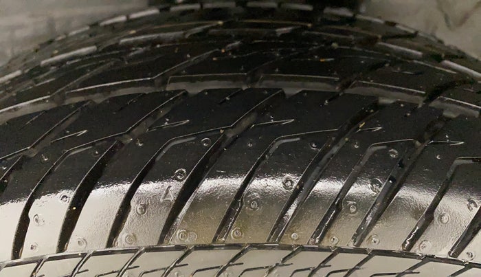 2018 Honda Amaze 1.2 SMT I VTEC, Petrol, Manual, 32,294 km, Left Rear Tyre Tread