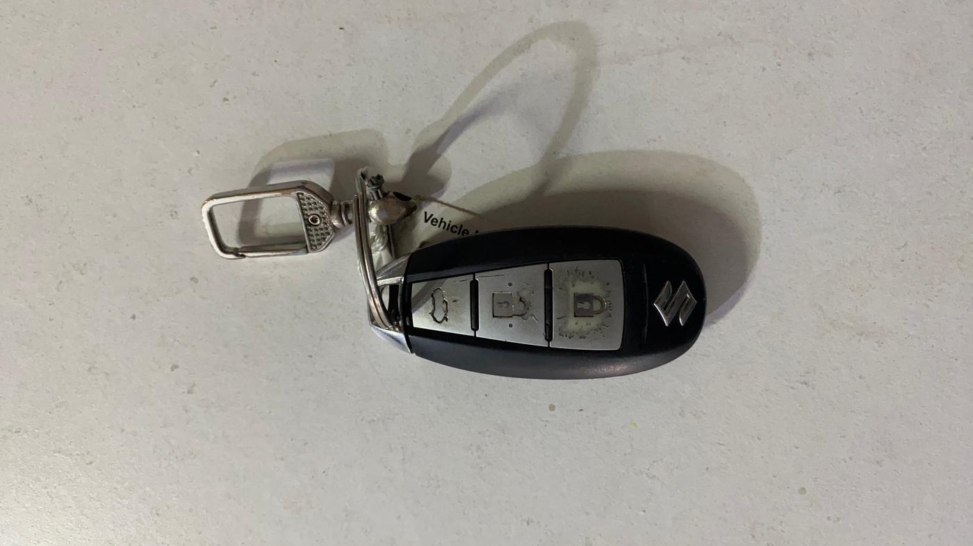 2023 Maruti Ciaz ZETA AT 1.5  SHVS PETROL, Petrol, Automatic, 20,729 km, Key Close Up
