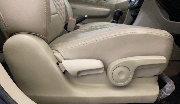 2023 Maruti Ciaz ZETA AT 1.5  SHVS PETROL, Petrol, Automatic, 20,717 km, Driver Side Adjustment Panel