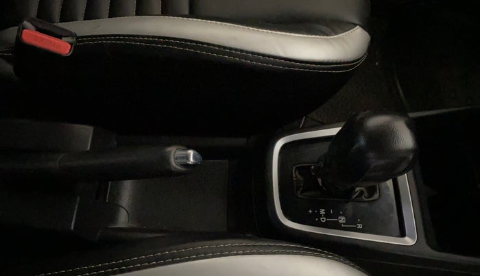 2018 Maruti Swift VXI AMT, Petrol, Automatic, 63,317 km, Gear Lever