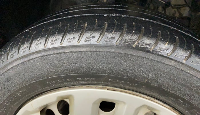 2021 Maruti Vitara Brezza LXI, Petrol, Manual, 79,363 km, Right Front Tyre Tread