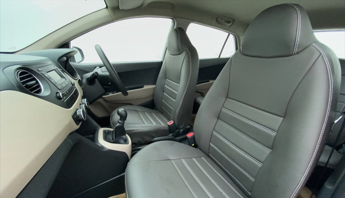 2019 Hyundai Grand i10 MAGNA 1.2 KAPPA VTVT, Petrol, Manual, 30,396 km, Right Side Front Door Cabin