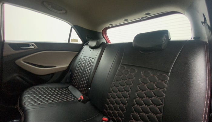 2015 Hyundai Elite i20 ASTA 1.2, Petrol, Manual, 53,606 km, Right Side Rear Door Cabin
