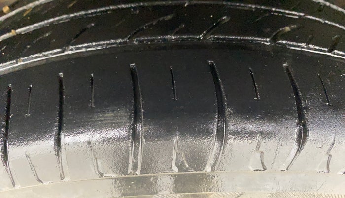 2017 Maruti Alto K10 VXI, Petrol, Manual, 47,172 km, Left Front Tyre Tread