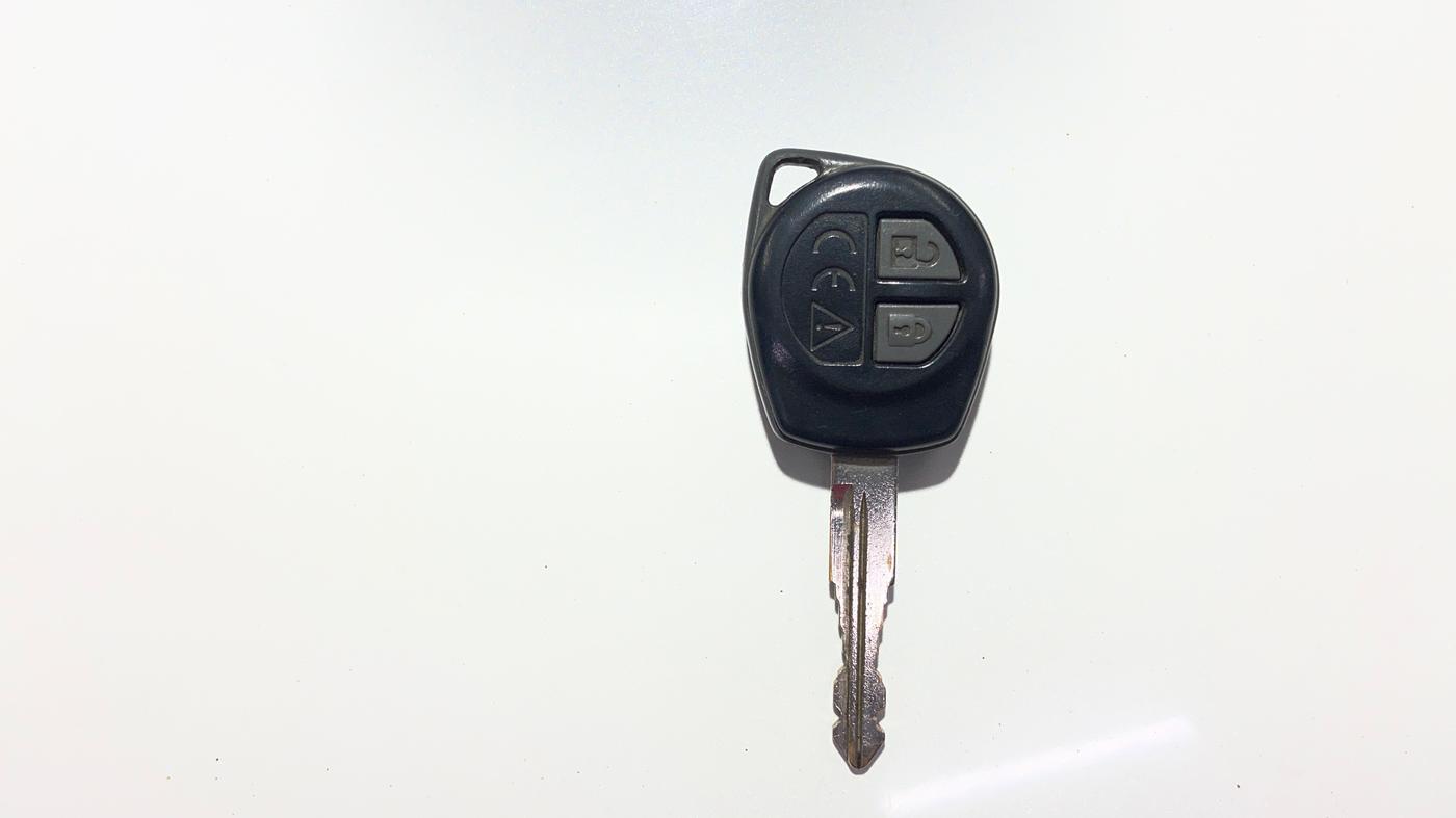 2019 Maruti Swift VXI, Petrol, Manual, 30,010 km, Key Close Up