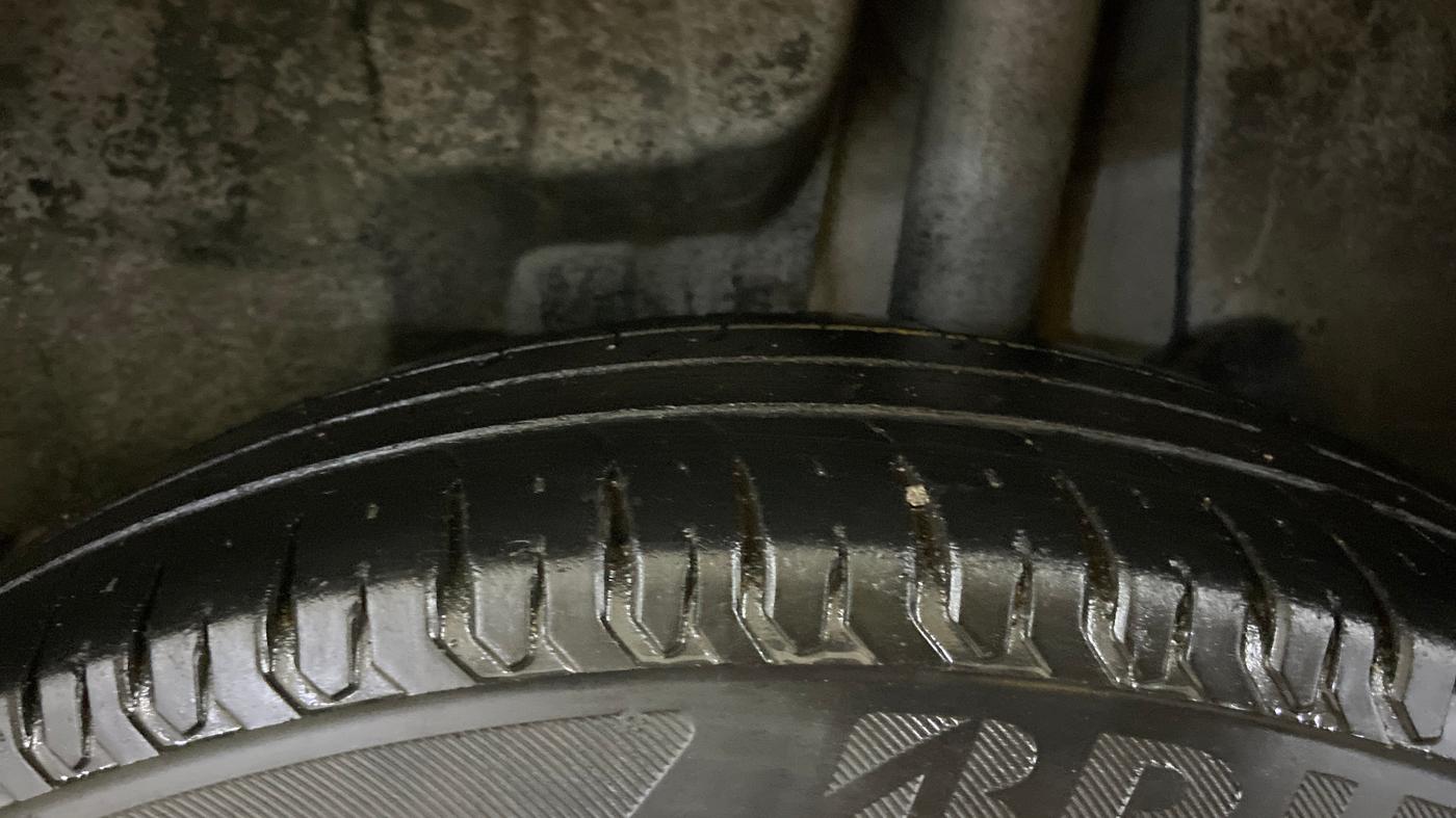 2019 Maruti Swift VXI, Petrol, Manual, 30,010 km, Left Rear Tyre Tread