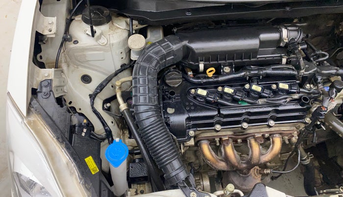 2018 Maruti Swift VXI AMT, Petrol, Automatic, 79,375 km, Engine View - Right