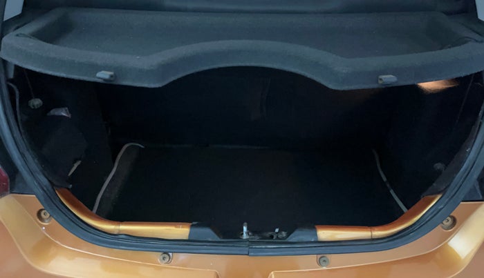 2017 Tata Tiago XZ PETROL, Petrol, Manual, 37,521 km, Boot Inside