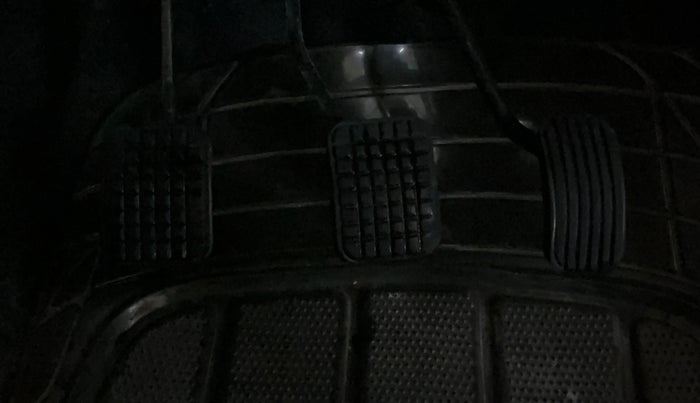 2017 Tata Tiago XZ PETROL, Petrol, Manual, 37,521 km, Pedals