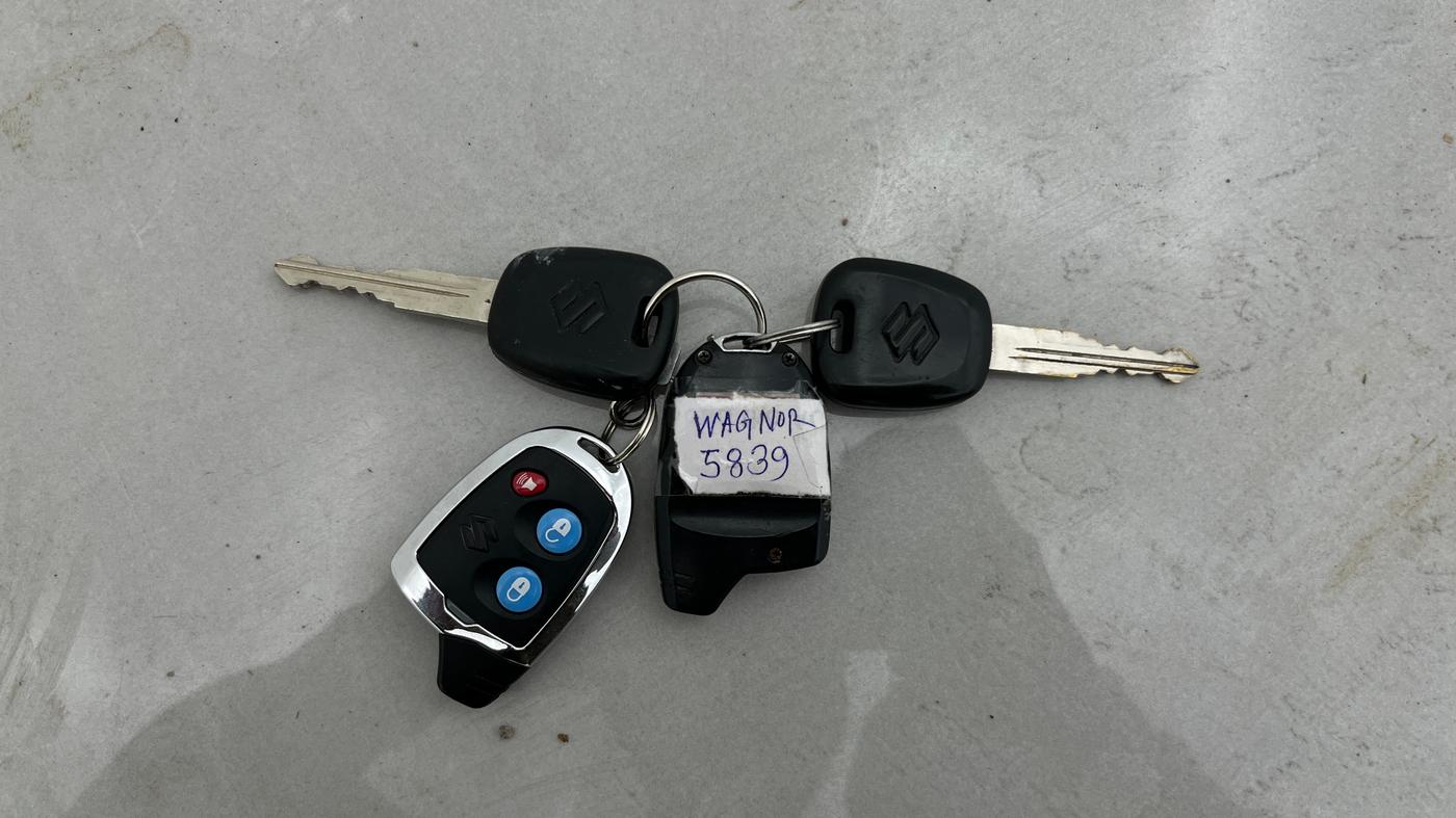 2015 Maruti Wagon R 1.0 LXI, Petrol, Manual, 38,895 km, Key Close Up