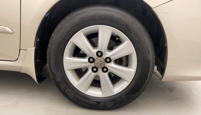 2013 Toyota Corolla Altis VL AT, Petrol, Automatic, 52,941 km, Right Front Wheel