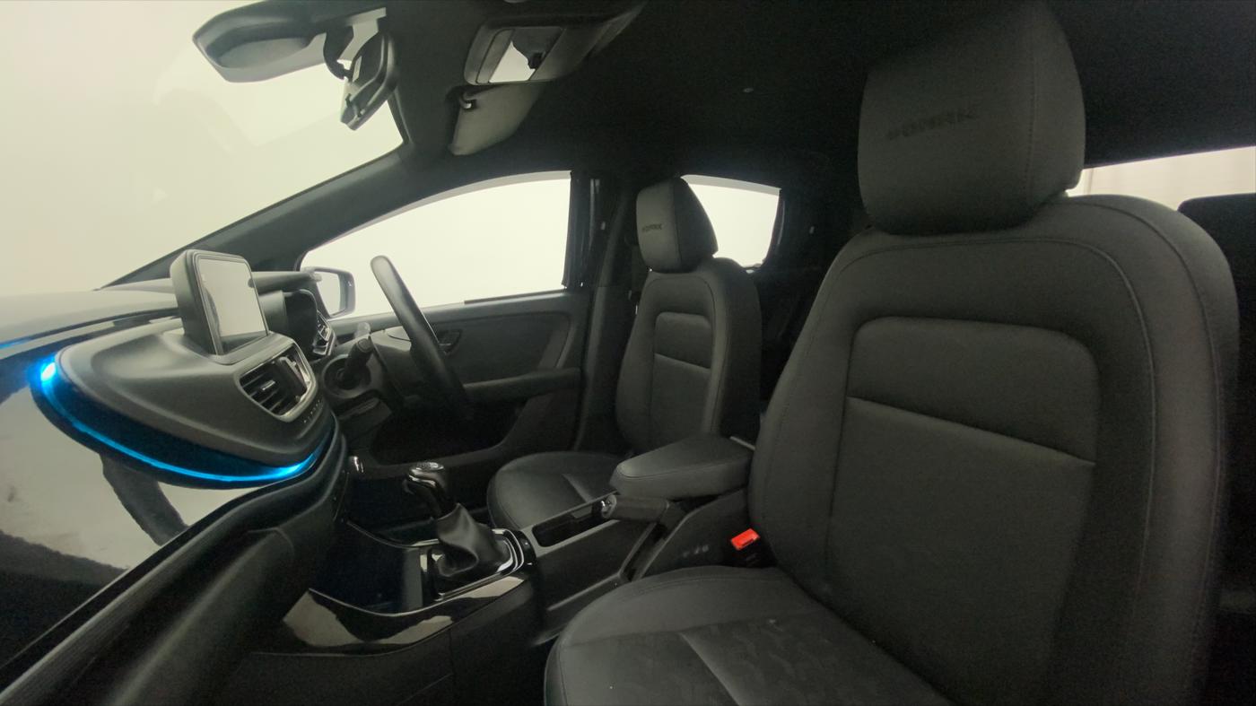 2022 Tata ALTROZ XZA PLUS DARK EDTION, Petrol, Automatic, 16,783 km, Right Side Front Door Cabin
