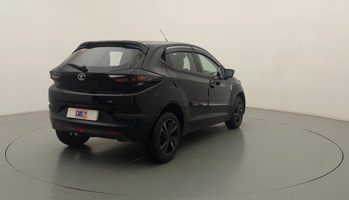 2022 Tata ALTROZ XZA PLUS DARK EDTION, Petrol, Automatic, 16,783 km, Right Back Diagonal