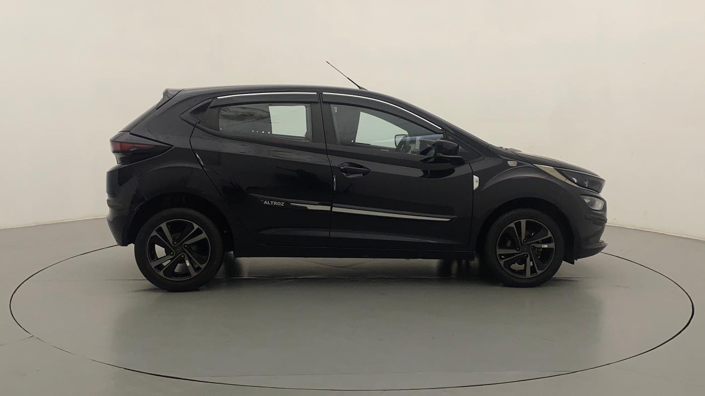 2022 Tata ALTROZ XZA PLUS DARK EDTION, Petrol, Automatic, 16,783 km, Right Side