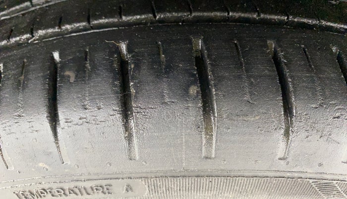 2019 Maruti Baleno ALPHA CVT PETROL 1.2, Petrol, Automatic, 74,402 km, Left Front Tyre Tread