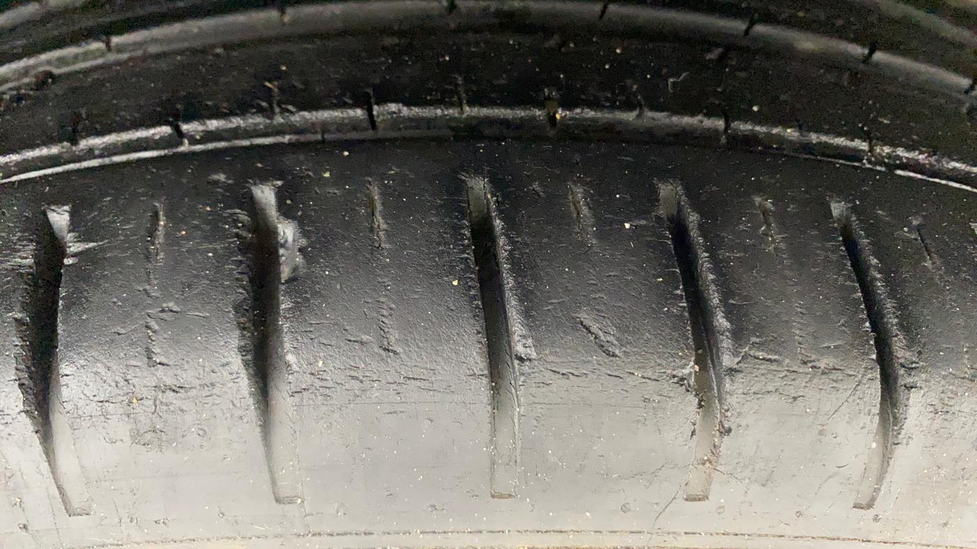 2019 Maruti Baleno ALPHA CVT PETROL 1.2, Petrol, Automatic, 74,402 km, Right Front Tyre Tread
