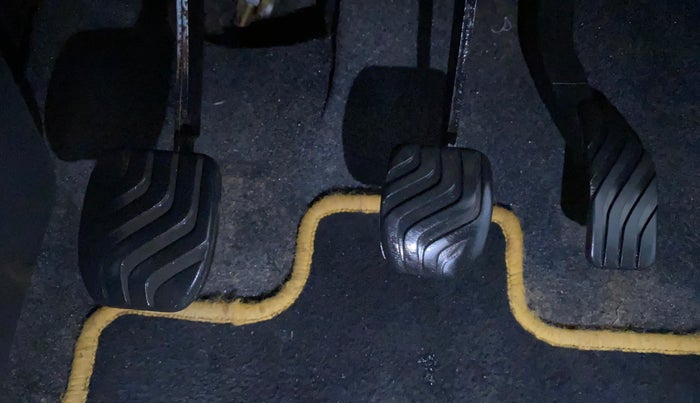 2016 Renault Kwid RXT 0.8, Petrol, Manual, 41,281 km, Pedals