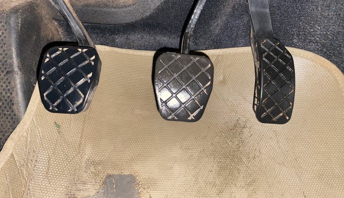 2016 Volkswagen Ameo TRENDLINE 1.2L, Petrol, Manual, 51,284 km, Pedals