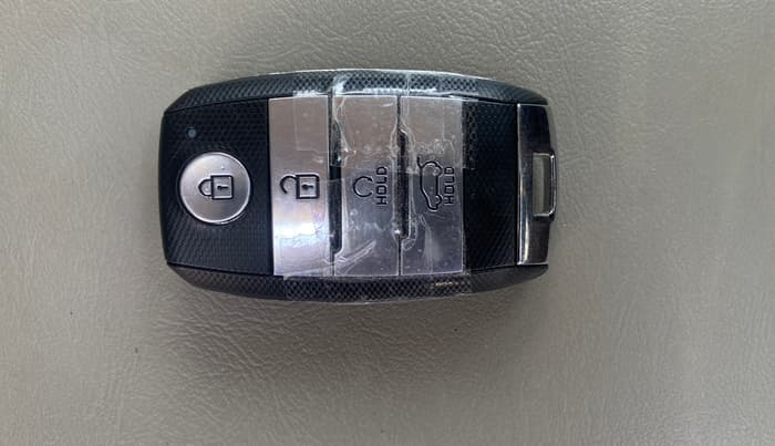 2023 KIA SELTOS HTK PLUS 1.5 IMT, Petrol, Manual, 16,598 km, Key Close Up
