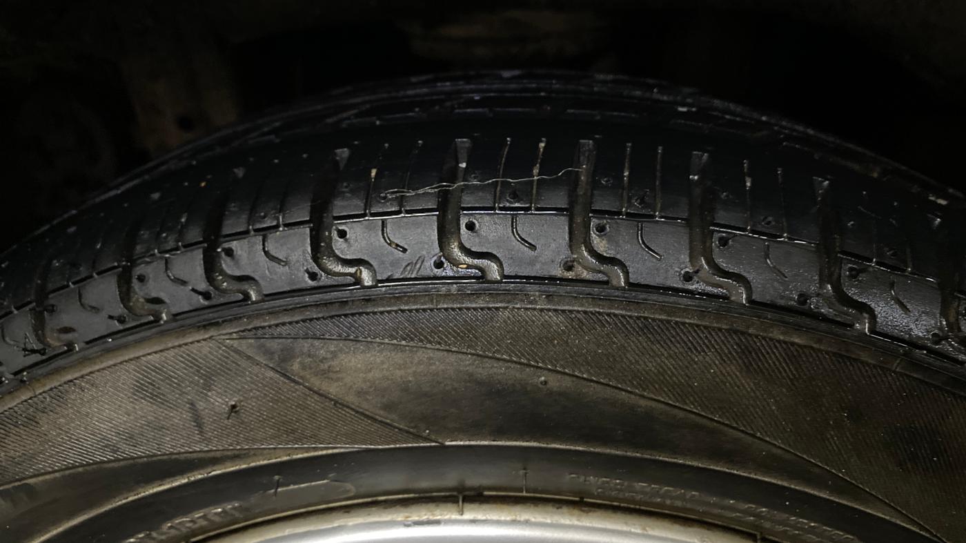 2019 Maruti Alto K10 LXI CNG, CNG, Manual, 40,332 km, Left Rear Tyre Tread