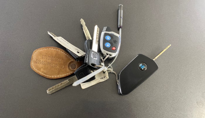 2019 Maruti Alto K10 LXI CNG, CNG, Manual, 40,332 km, Key Close Up