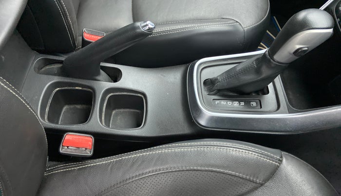 2020 Maruti S Cross ALPHA AT SMART HYBRID, Petrol, Automatic, 42,632 km, Gear Lever