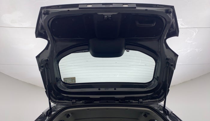 2022 Tata PUNCH CREATIVE  AMT, Petrol, Automatic, 14,957 km, Boot Door Open