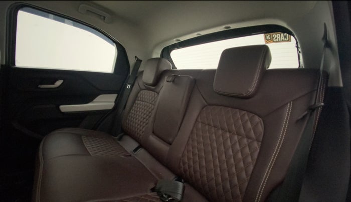 2022 Tata PUNCH CREATIVE  AMT, Petrol, Automatic, 14,957 km, Right Side Rear Door Cabin