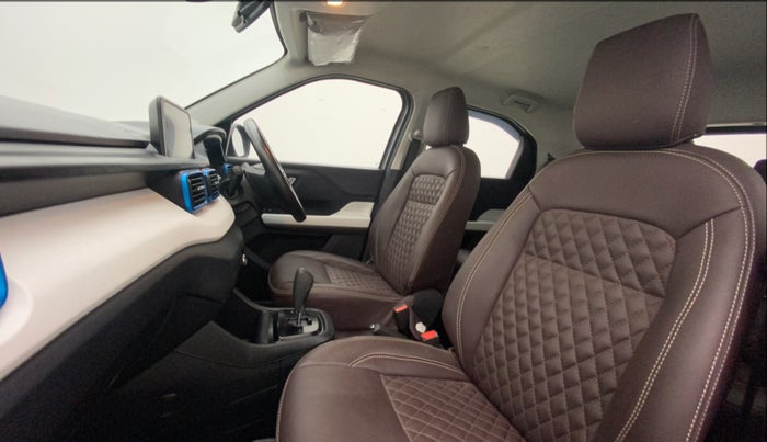 2022 Tata PUNCH CREATIVE  AMT, Petrol, Automatic, 14,957 km, Right Side Front Door Cabin