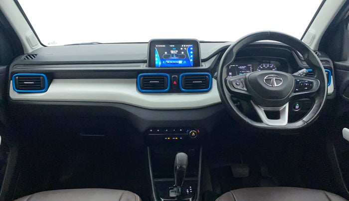 2022 Tata PUNCH CREATIVE  AMT, Petrol, Automatic, 14,957 km, Dashboard