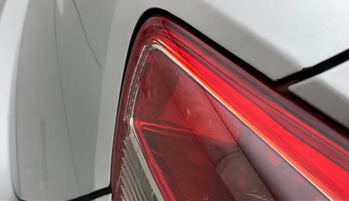 2017 Hyundai Grand i10 SPORTZ (O) AT 1.2 KAPPA VTVT, Petrol, Automatic, 38,444 km, Right tail light - Minor damage
