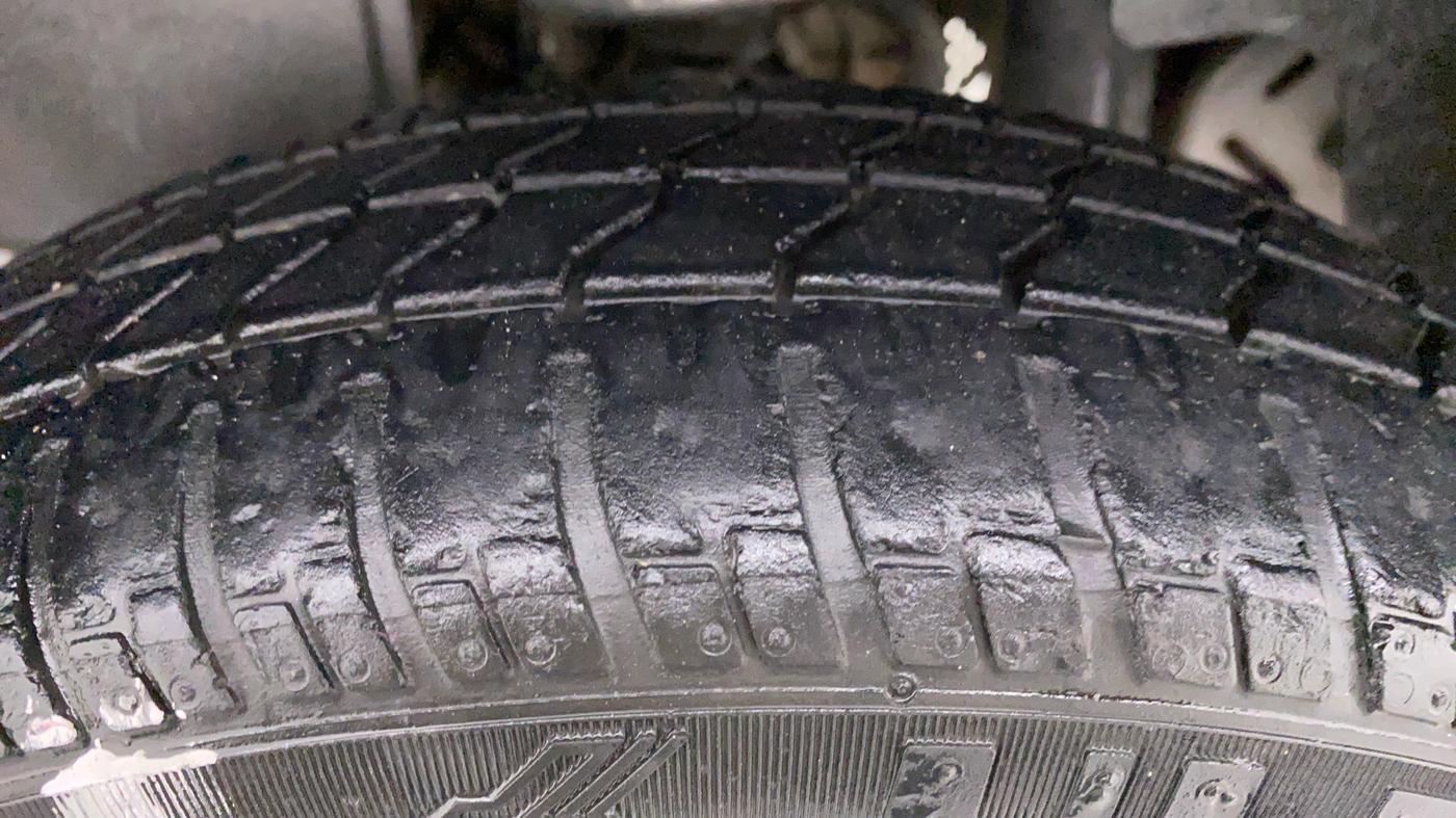 2016 Tata Nano TWIST XTA, Petrol, Automatic, 20,617 km, Left Rear Tyre Tread