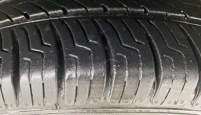 2018 Maruti Dzire ZXI, Petrol, Manual, 55,794 km, Right Front Tyre Tread