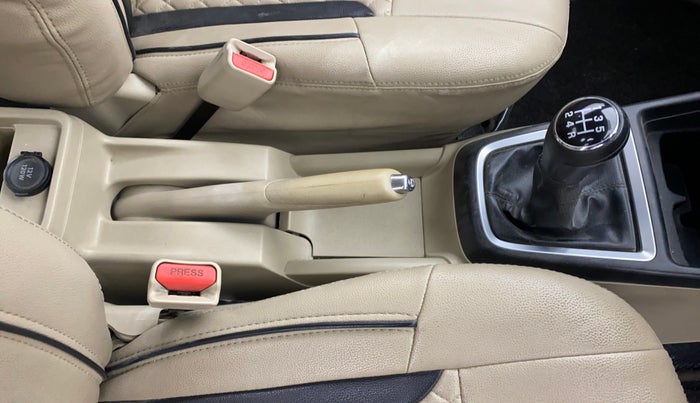2018 Maruti Dzire ZXI, Petrol, Manual, 55,794 km, Gear Lever