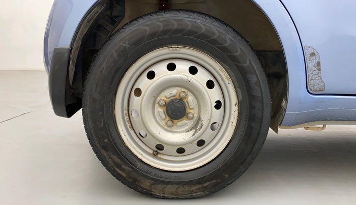 2013 Maruti Ritz LXI, Petrol, Manual, 75,005 km, Right Rear Wheel