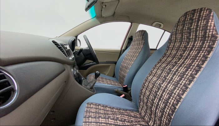 2011 Hyundai i10 MAGNA 1.2, Petrol, Manual, 1,30,587 km, Right Side Front Door Cabin