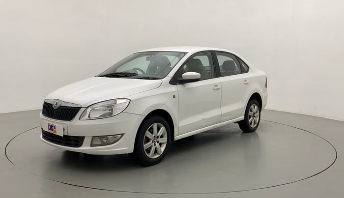 2014 Skoda Rapid AMBITION 1.6 MPI MT PLUS, Petrol, Manual, 94,423 km, Left Front Diagonal
