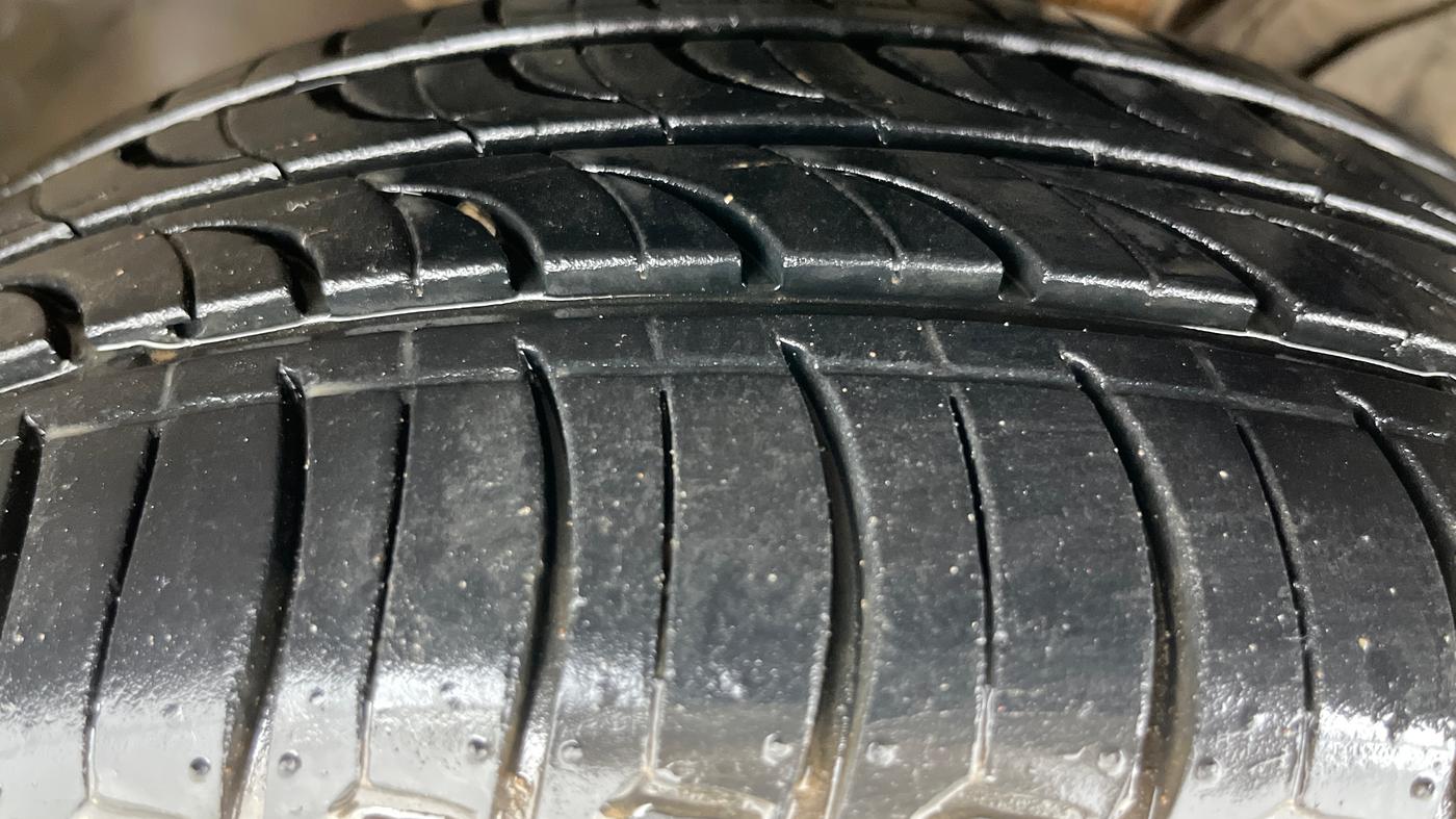 2018 Skoda Octavia L&K 1.8 TSI AT, Petrol, Automatic, 90,191 km, Left Front Tyre Tread