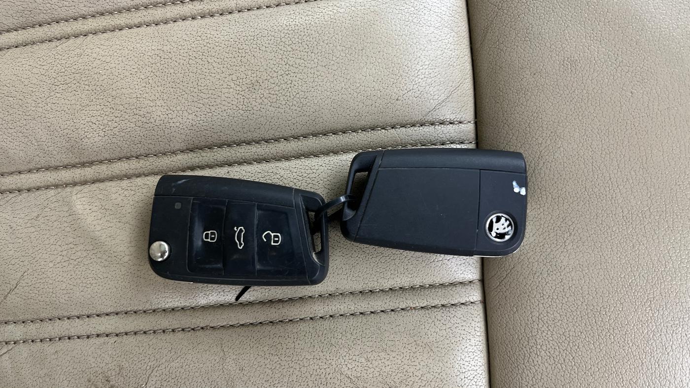 2018 Skoda Octavia L&K 1.8 TSI AT, Petrol, Automatic, 90,191 km, Key Close Up